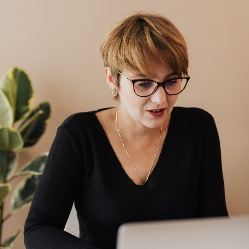 How to Automate Your Content Strategy Using AI